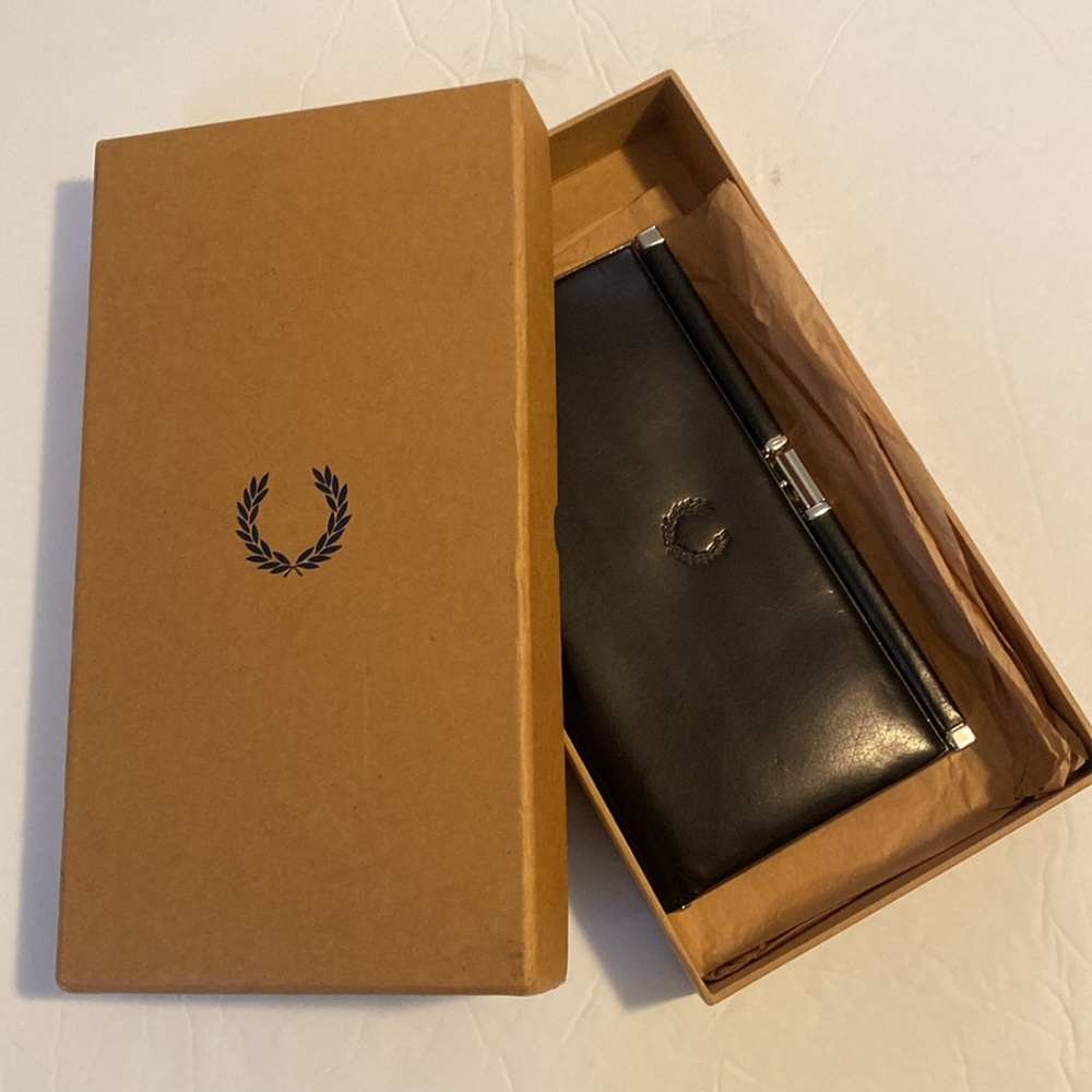 Fred Perry Black Leather Wallet with Silver Details